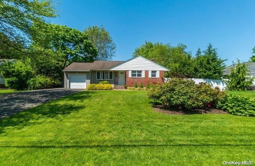 1448 Richland Boulevard, Bay Shore