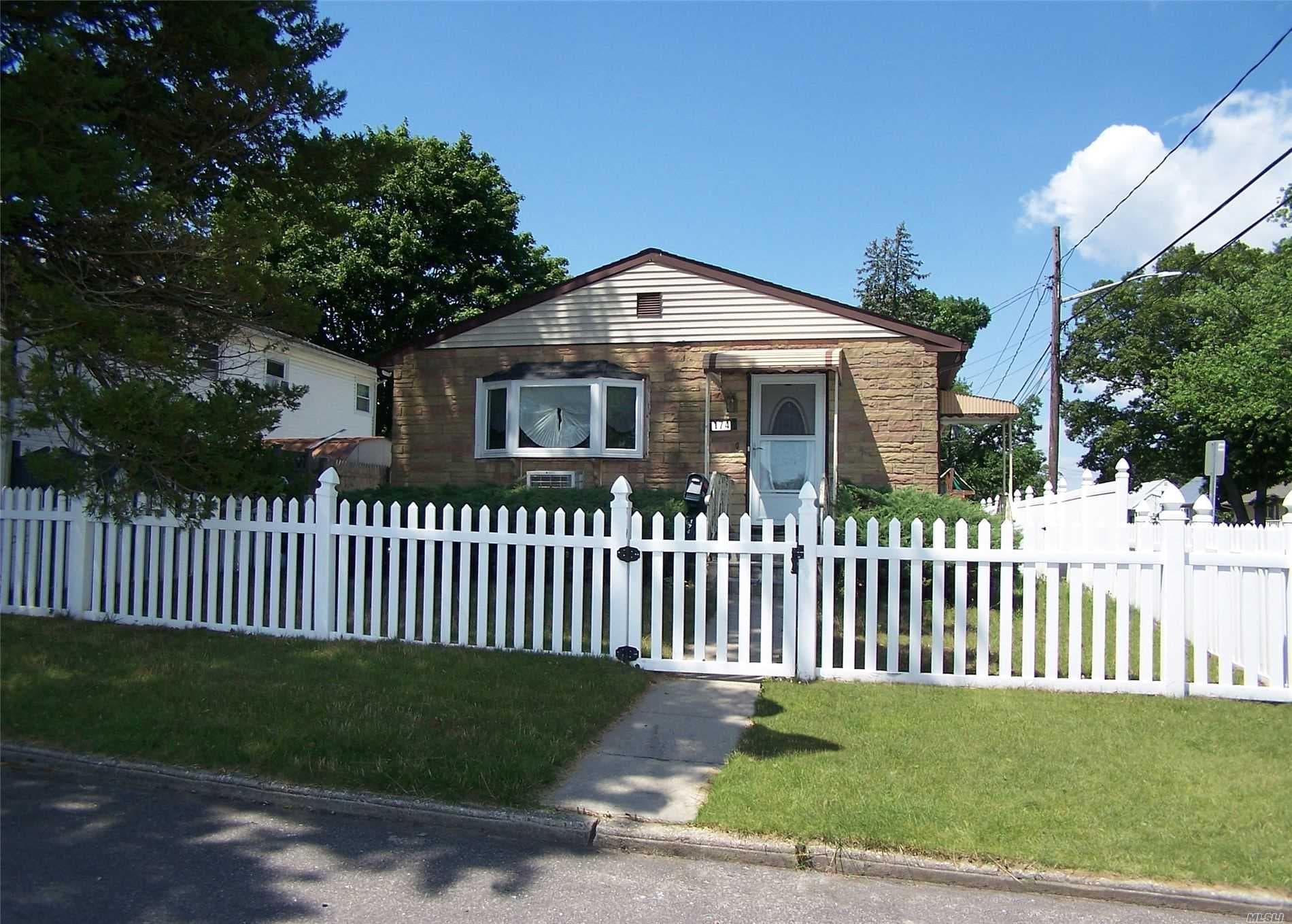 174 Lafayette Road,  West Babylon,  NY 11704